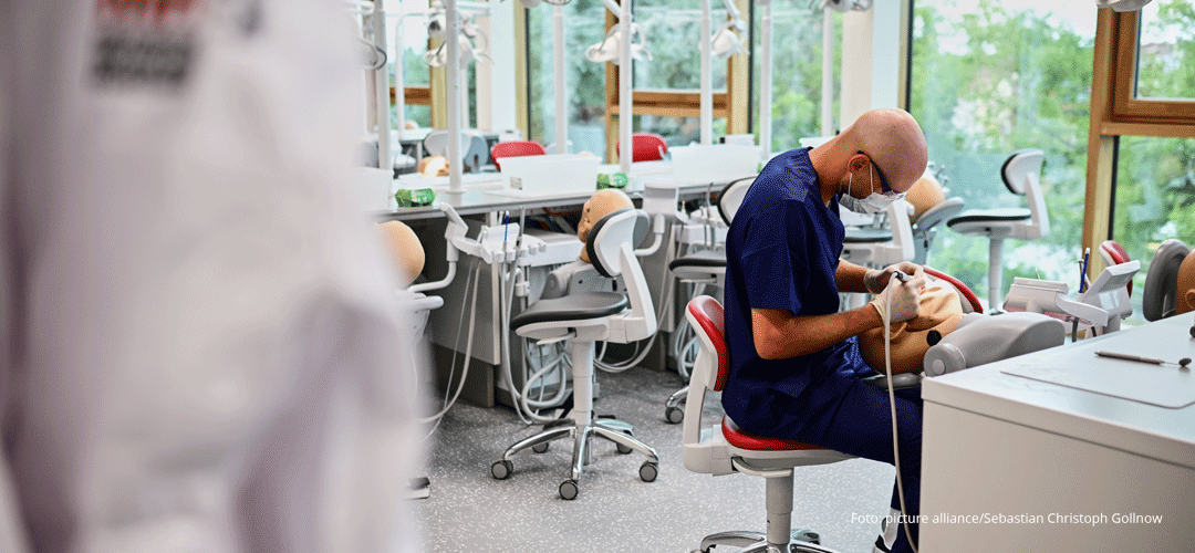 Studium Zahnmedizin an der MHB, Foto: picture alliance